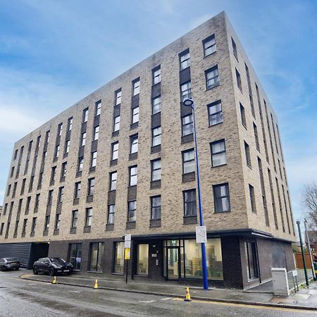 Modern 2 Bed Apartment With Central Location Birmingham Exterior photo