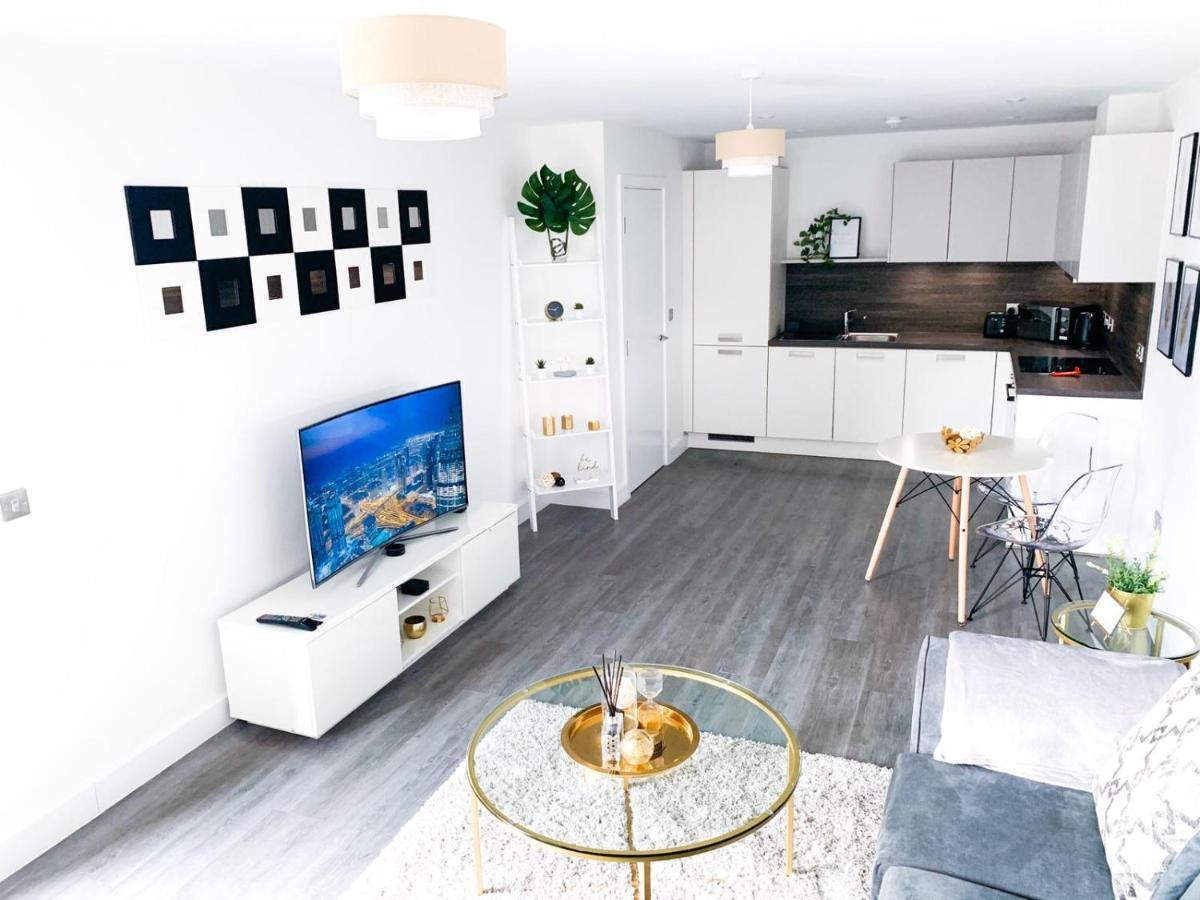 Modern 2 Bed Apartment With Central Location Birmingham Exterior photo