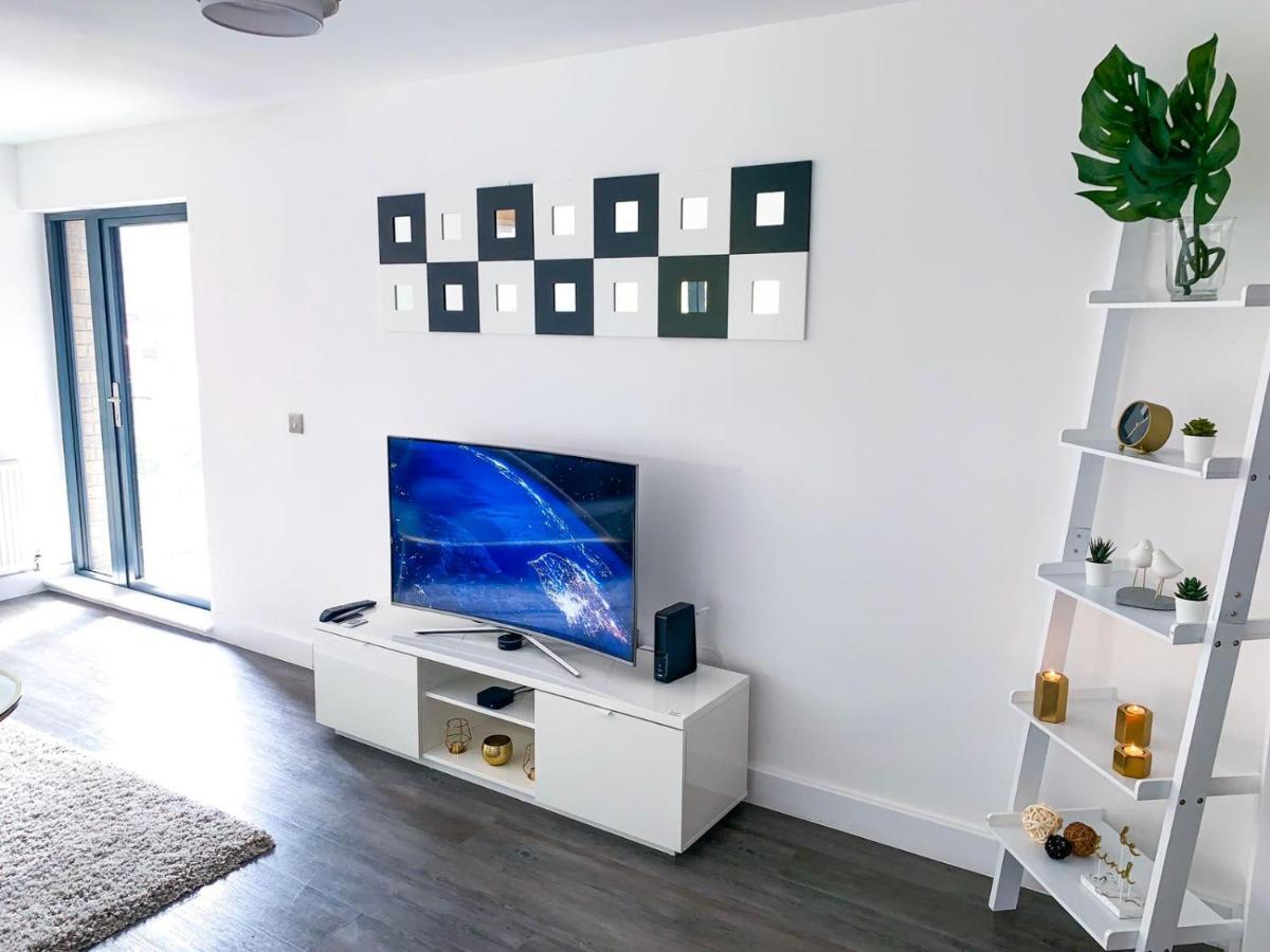 Modern 2 Bed Apartment With Central Location Birmingham Exterior photo